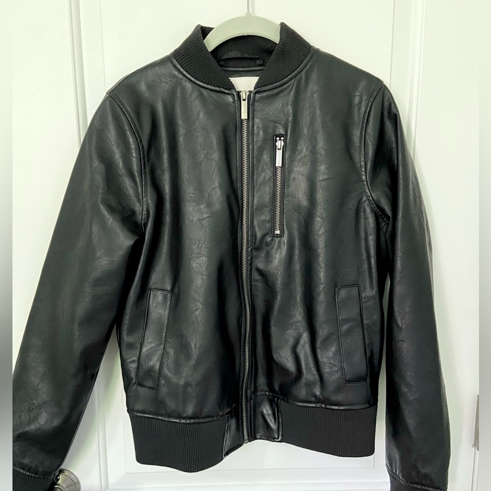 Leather looking black bomber in great condition
